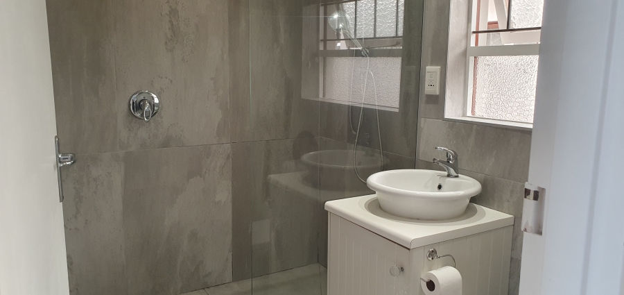 To Let 1 Bedroom Property for Rent in Northcliff Western Cape